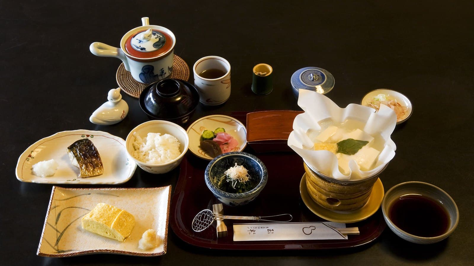 Washoku and Seasonality: How Japanese Food Culture Turns Meals Into Place