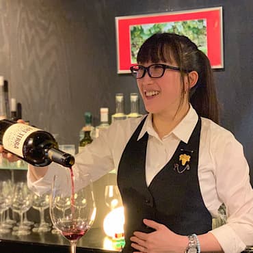 常春 - 女性ならではの寄添うペアリング。食べるのも飲むのも好きな彼女は楽しみながら勉強を怠りません。