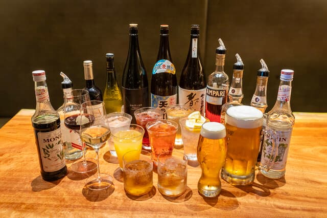 ウルトラ - 多種多様なアルコール類