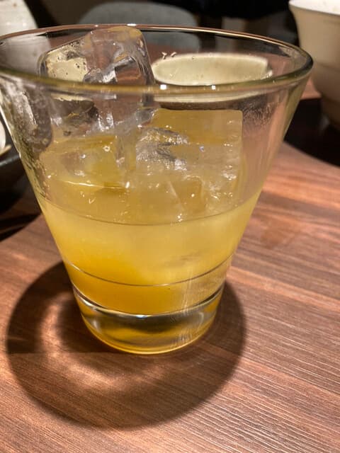 酒ト肴・〆うどん あかり - くまんばち どろっと梅酒