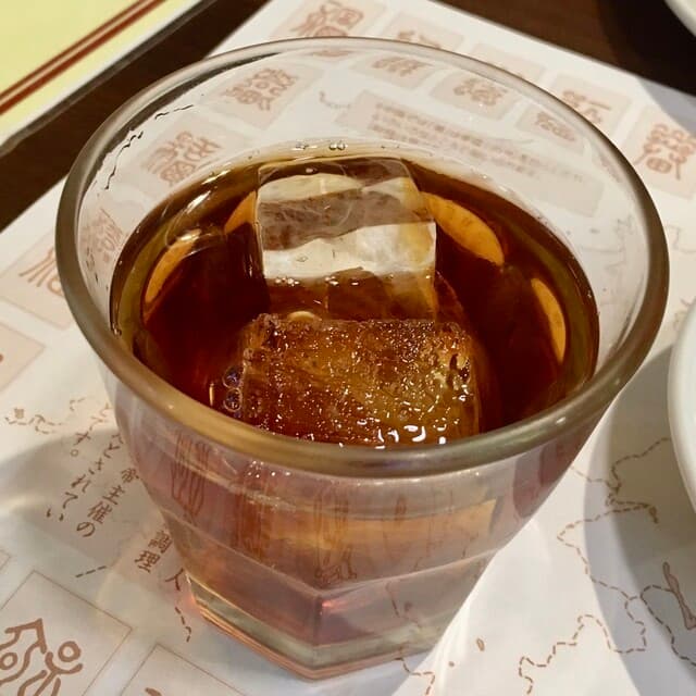 老辺餃子舘 - 紹興酒のロック