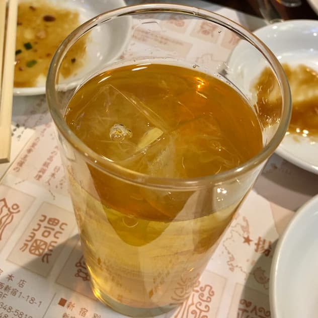 老辺餃子舘 - ウーロンハイ
