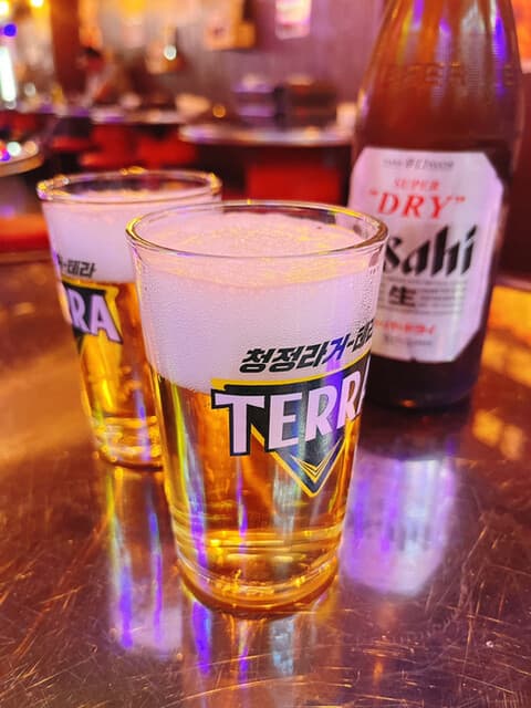 ハンザン ハザ - 【瓶ビール ¥650】