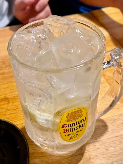 焼肉ホルモン濱牛 - 本気のレモンサワー メガジョッキ