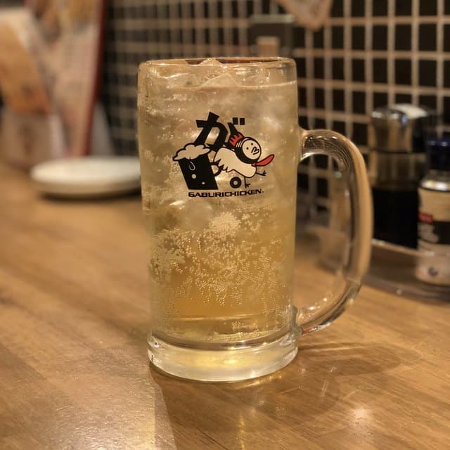 骨付鳥、からあげ、焼鳥 がブリチキン。 - 男前！がブサイダーハイボール