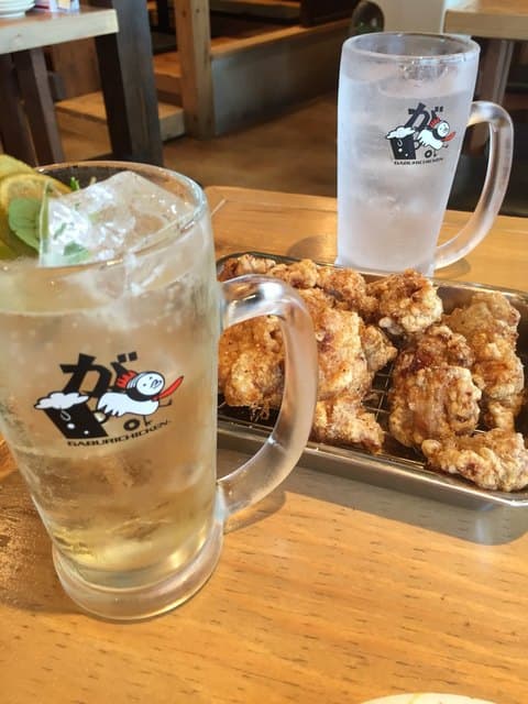 骨付鳥、からあげ、焼鳥 がブリチキン。 -