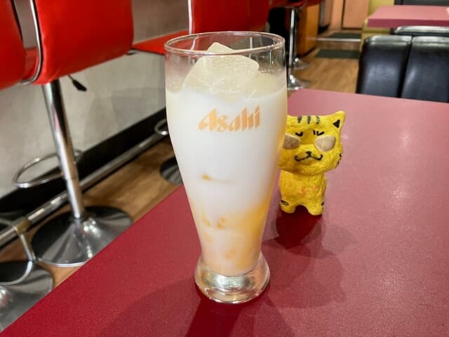 インド料理レストラン＆バー アルシー - マンゴーラッシー　※これで、高血圧対策もバッチリさ！