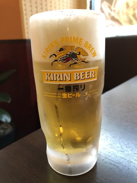 シダラタ - お疲れさまセット 1090円のビール