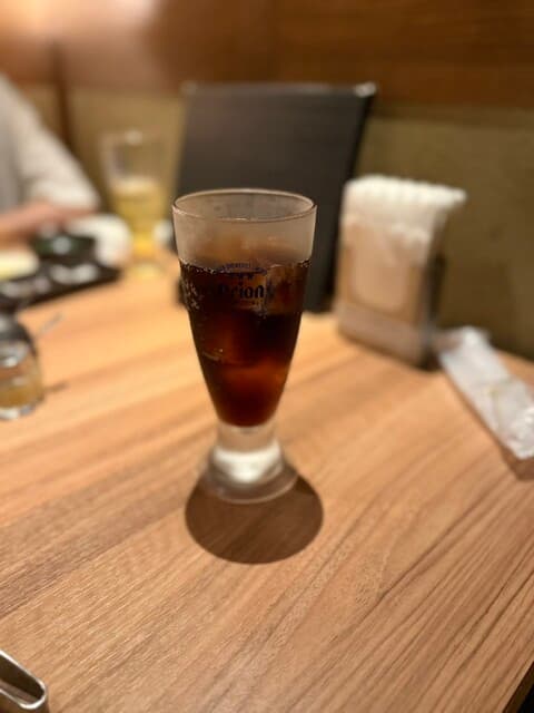 炭火焼肉 石垣庵 - 2杯目はコーラ。これまた外せれません。