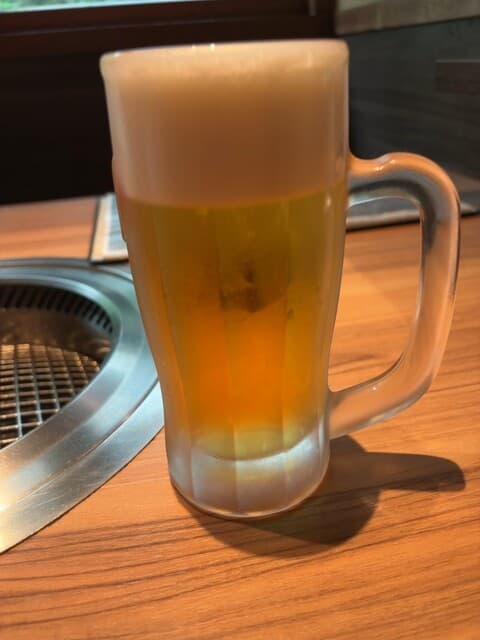 炭火焼肉 石垣庵 - 生中    ¥650