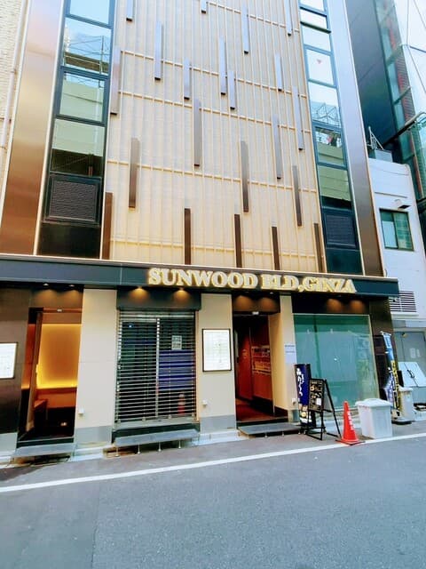 鉄板処 めぐろ -