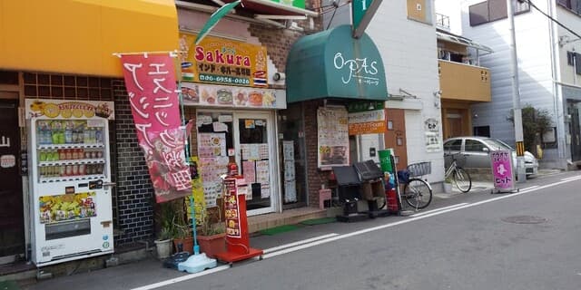 インド・タイ料理 さくら - 店頭