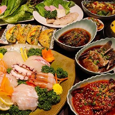 テジョンデ - 新鮮な蟹＆海老料理を堪能！刺身盛り合せやチーズタッカルビなども楽しめる定番プラン12品