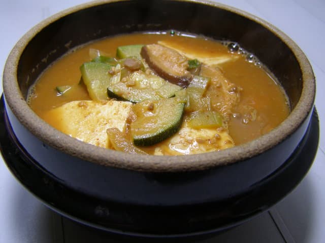 テジョンデ - 韓国でおふくろの味と言ったらこれ！「味噌チゲ」