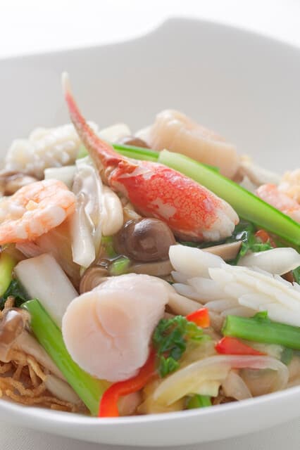 中国料理 桃谷樓　 - 海の幸入りあんかけ焼きそば