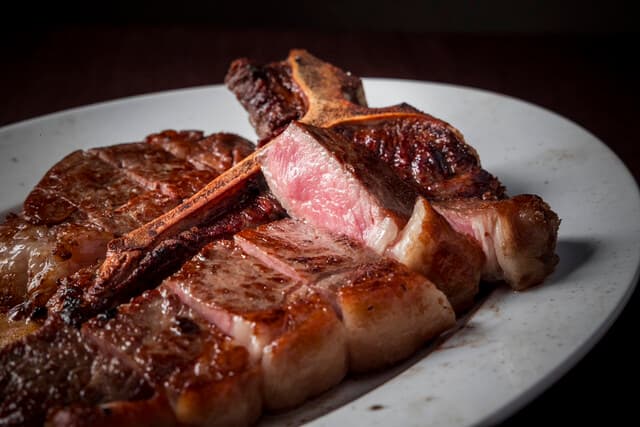 BEEF STEAK CLUB KIYO - 熟成T-BONEステーキ