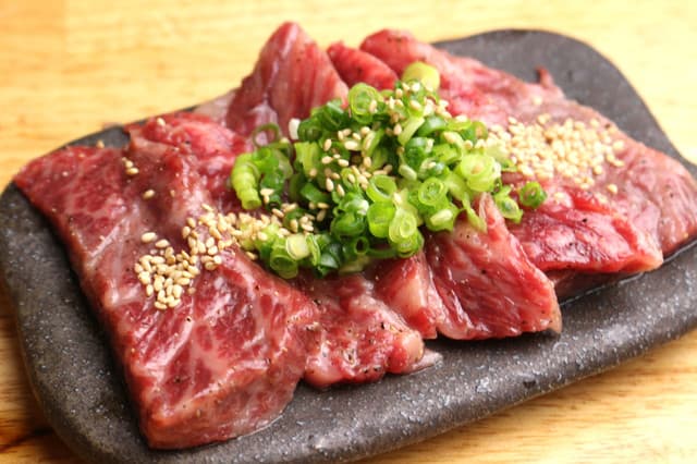 焼肉ホルモン濱牛 -