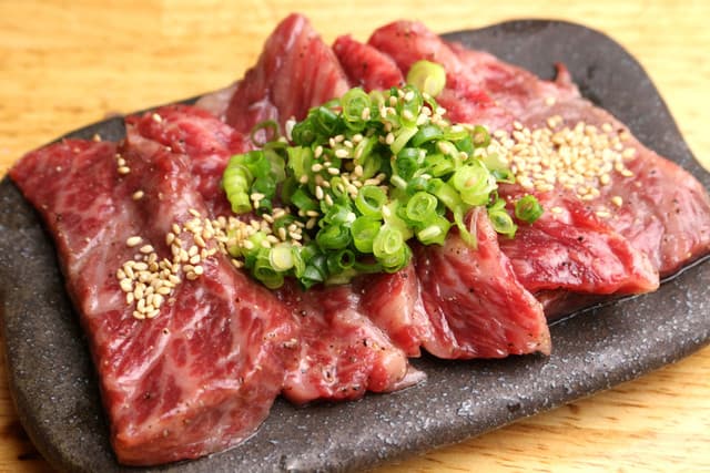 焼肉ホルモン濱牛 -