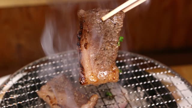 焼肉ホルモン濱牛 -