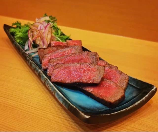 食道 月 - 能登牛イチボ炭火焼き