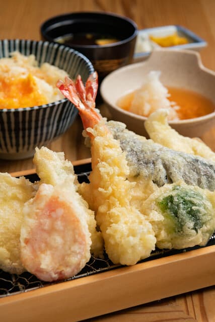 天ぷらと寿司18坪 -