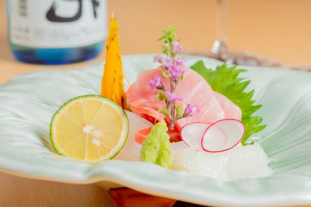 割烹 六感 -