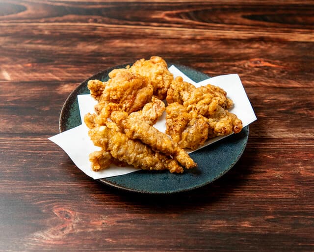 骨付鳥、からあげ、焼鳥 がブリチキン。 -