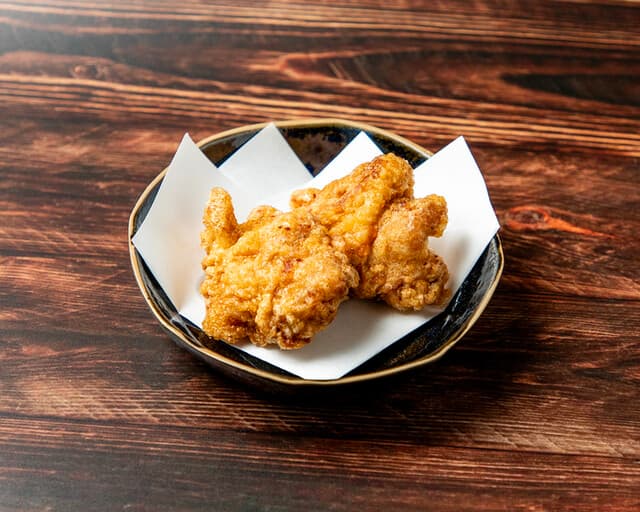 骨付鳥、からあげ、焼鳥 がブリチキン。 -