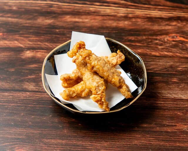 骨付鳥、からあげ、焼鳥 がブリチキン。 -