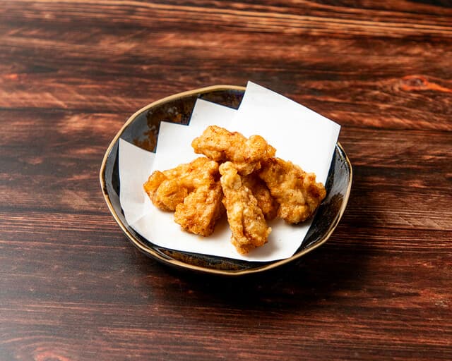 骨付鳥、からあげ、焼鳥 がブリチキン。 -