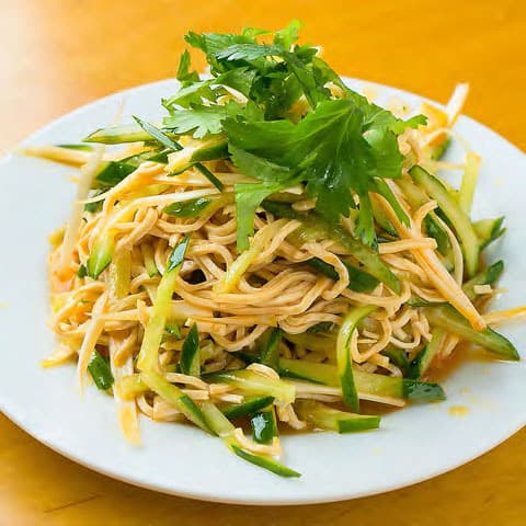 桃白白 - 干し豆腐の中華和え