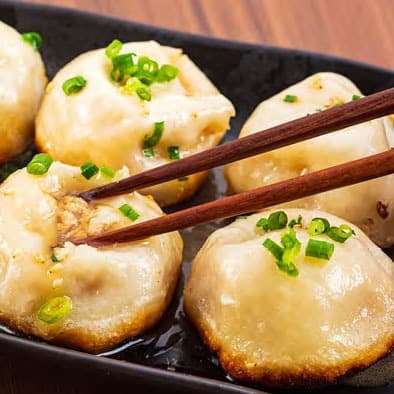 桃白白 - 焼小籠包