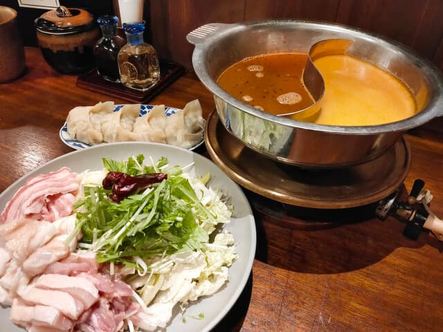 六傳屋 -