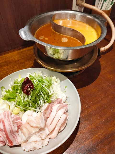 六傳屋 -