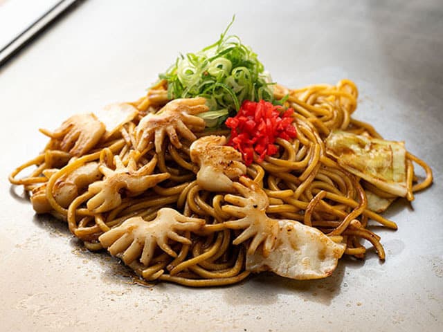 錦 わらい - 【ソース焼きそば】いか