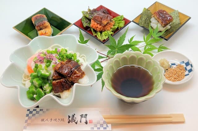 職人手焼き鰻 儀門 -