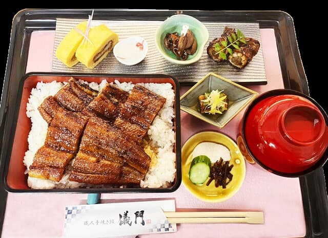 職人手焼き鰻 儀門 -