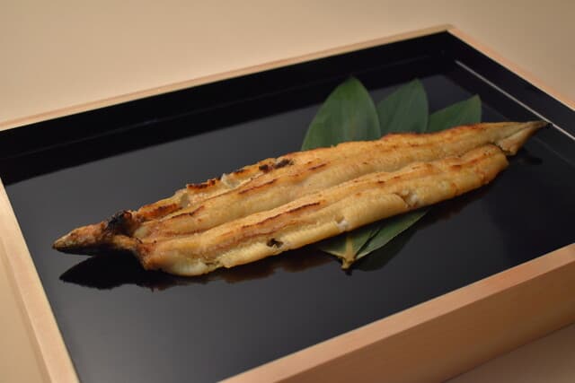 職人手焼き鰻 儀門 -