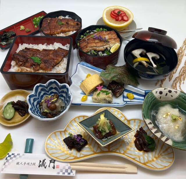 職人手焼き鰻 儀門 -