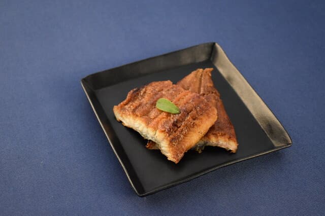職人手焼き鰻 儀門 -