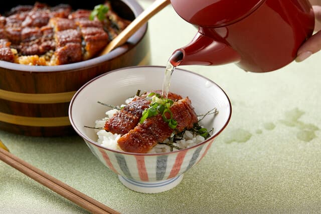 職人手焼き鰻 儀門 -