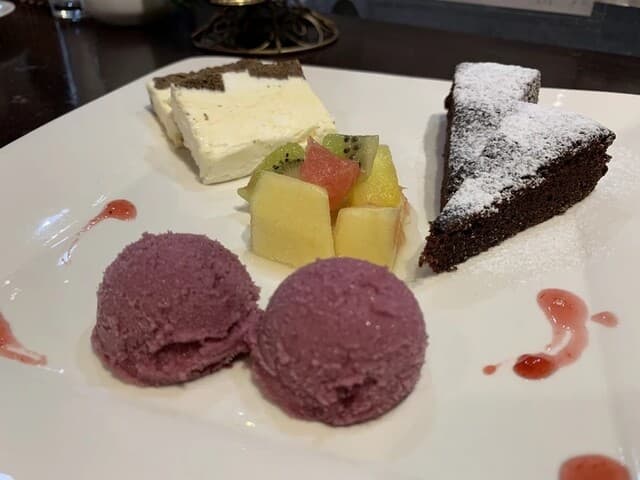 HALAL & VEGGIE Restaurant ポンテロッソ -