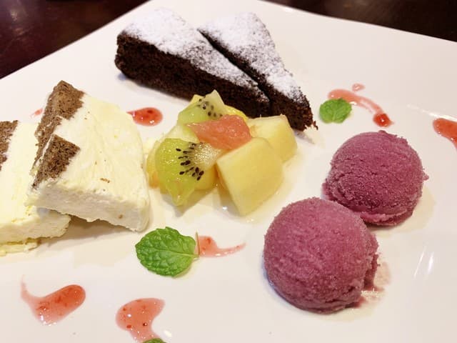 HALAL & VEGGIE Restaurant ポンテロッソ -