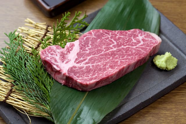 炭火焼肉 石垣庵 -
