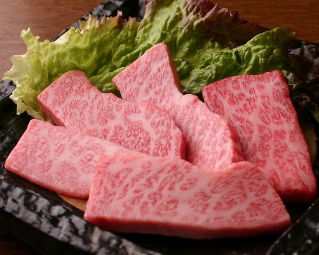 炭火焼肉 石垣庵 -