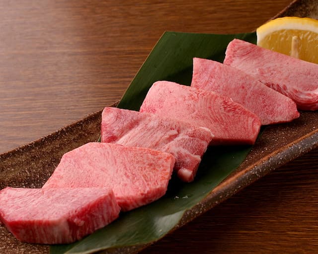 炭火焼肉 石垣庵 -