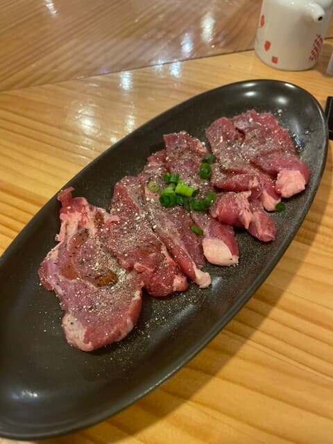 炭火焼肉 いち - 生ラム（¥950）