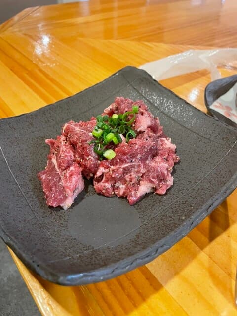炭火焼肉 いち - 牛すじ焼き（¥1200）