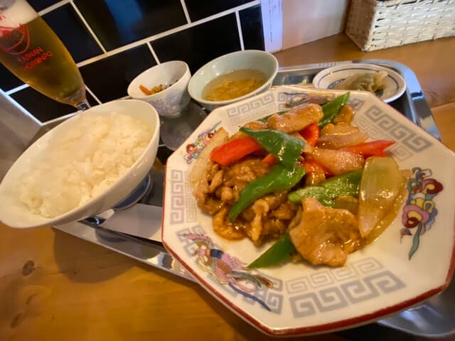 大衆食堂 肉と点心すえぞうアバアバ - ひがわり