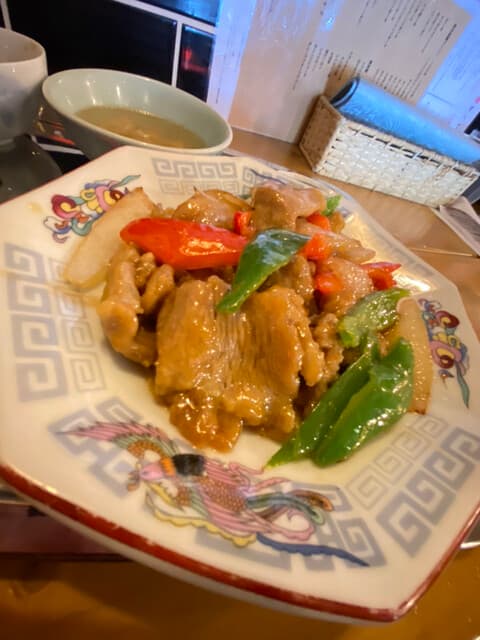 大衆食堂 肉と点心すえぞうアバアバ - すぶた